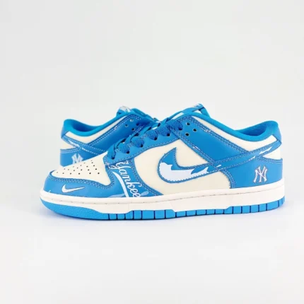 נייק דאנק נמוכות | SB Dunk Low x Yankees - Yankee Ice