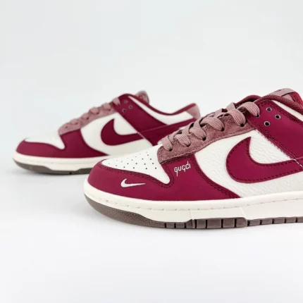 נייק דאנק נמוכות | SB Dunk Low x Gucci - Berry Beige