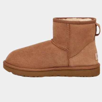 מגפי האג | UGG Classic Mini II Boot