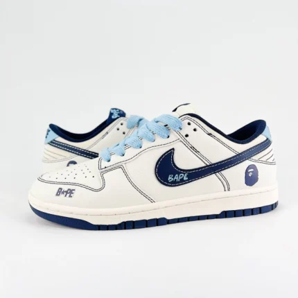 נייק דאנק נמוכות | SB Dunk Low x BAPE - Sky Blue