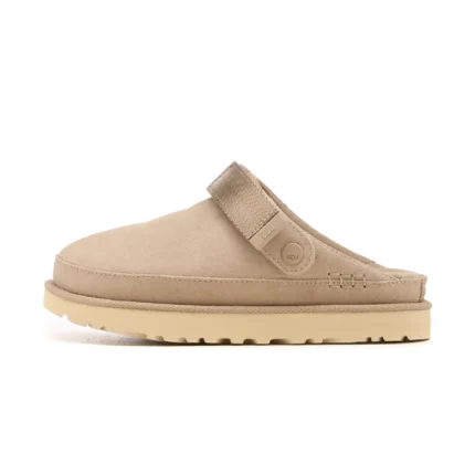 מגפי האג | UGG Goldenstar Clog Sand