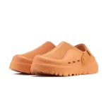 מגפי האג | UGG PeakMod Dark Apricot