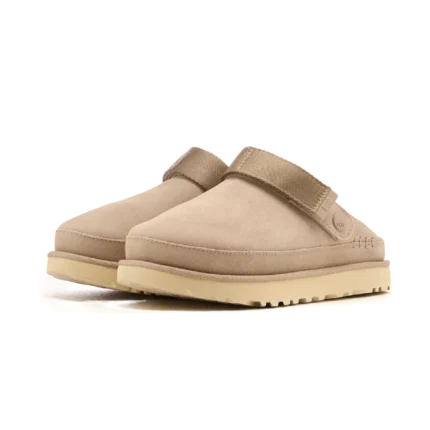 מגפי האג | UGG Goldenstar Clog Sand