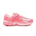 נעלי נייק וומרו 5 בצבע ורוד - Nike Zoom Vomero 5 Triple Pink