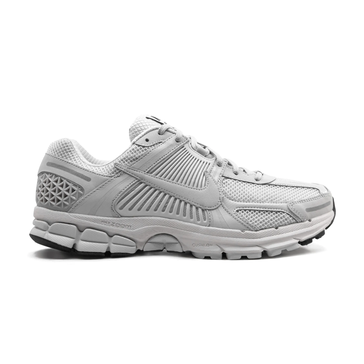 נעלי נייק וומרו 5 בצבע אפור - Nike Zoom Vomero 5 SP Vast Grey